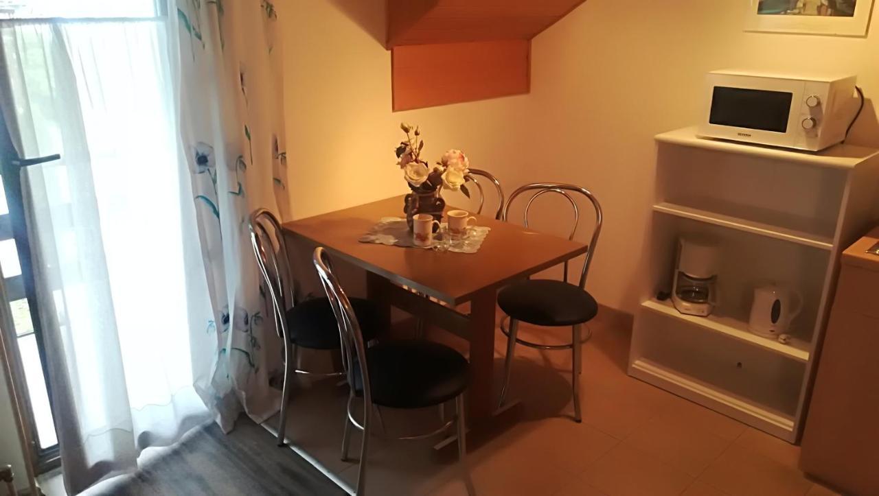 Apartments Pod Rodico ボヒニュスカ・ビストリツァ エクステリア 写真