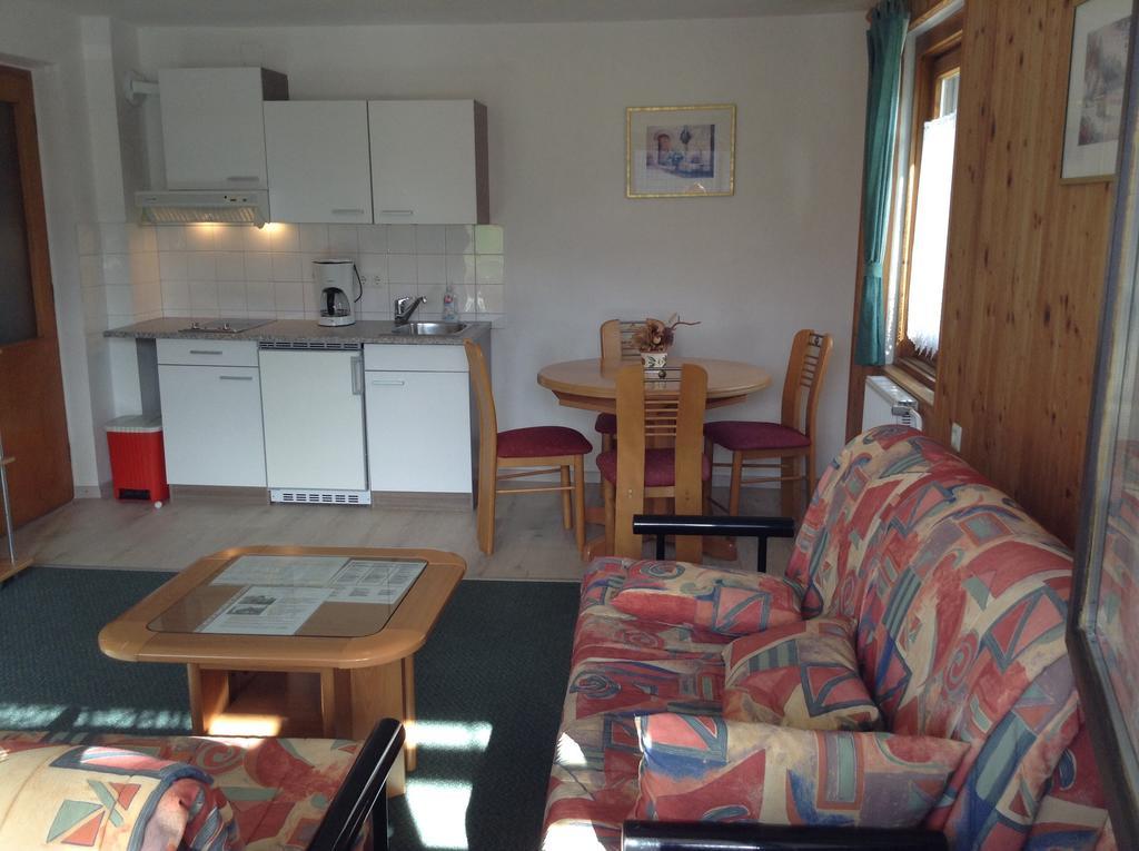 Apartments Pod Rodico ボヒニュスカ・ビストリツァ 部屋 写真